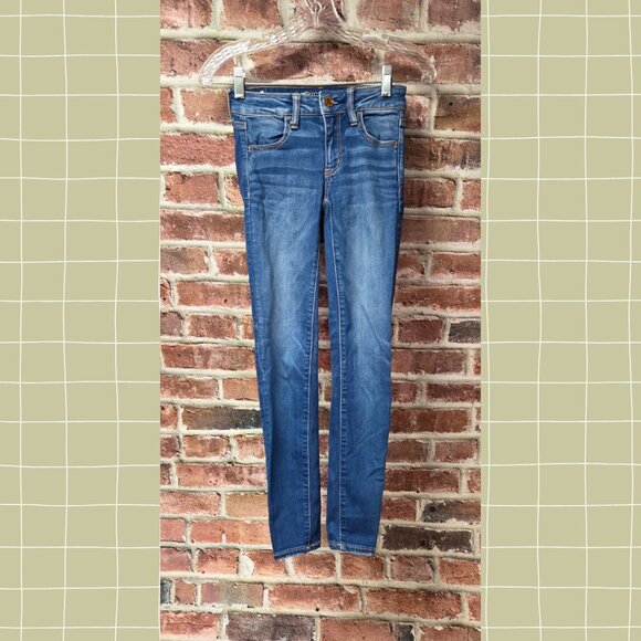 Women's AMERICAN EAGLE OUTFITTERS Next Level Stretch Denim Jeggings 00 - Picture 1 of 6